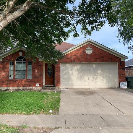 Adorable Home Away From Home Corpus Christi Exterior foto