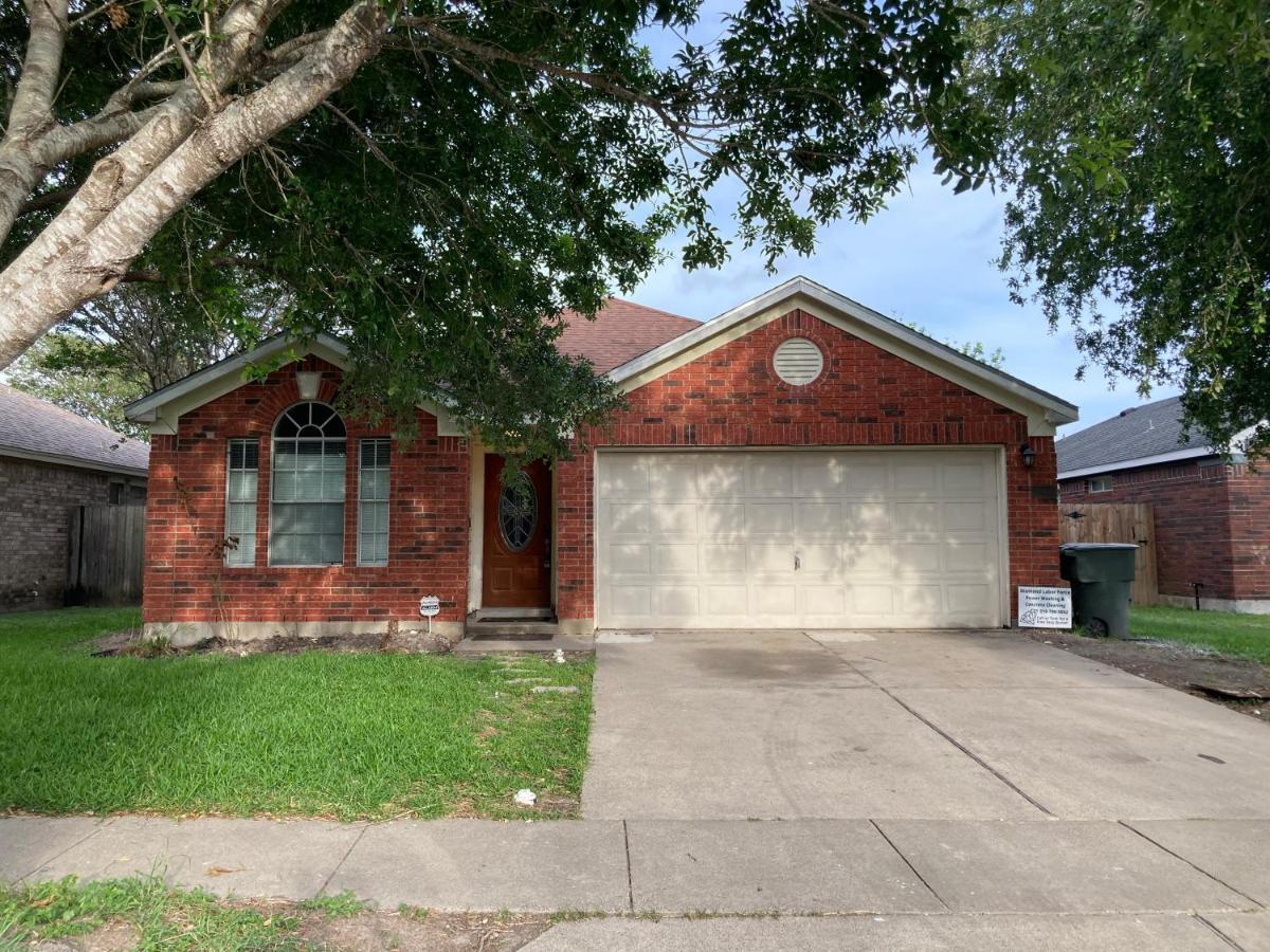 Adorable Home Away From Home Corpus Christi Exterior foto